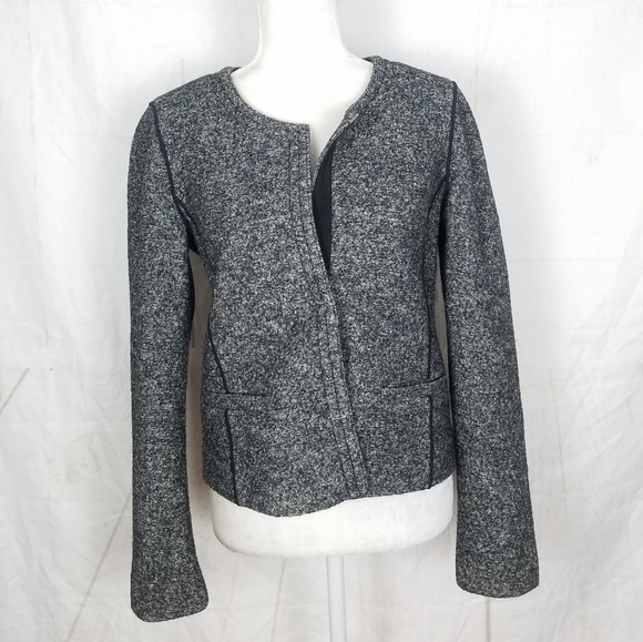 Ann Taylor Loft wool blend short Blazer - Picture 2 of 10